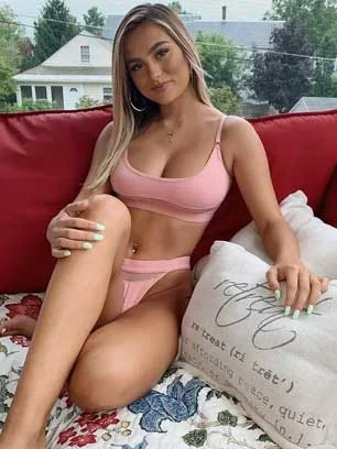 Model Escorts in green-park